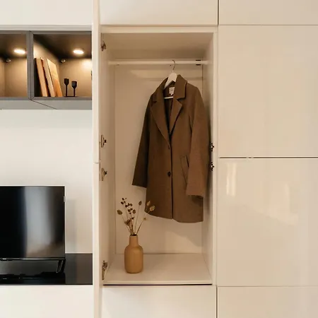 Emora Stylish With Terrace Apartamento